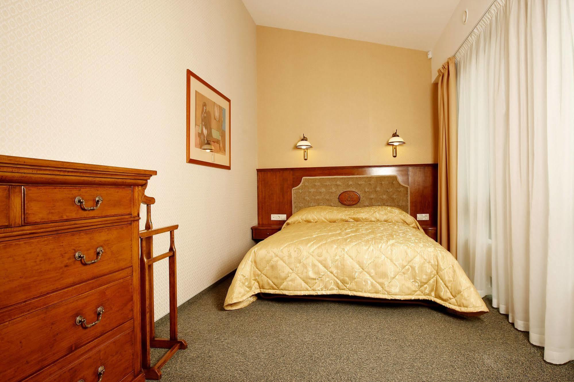 Friedricho Pasazas Hotel Klaipeda Bagian luar foto
