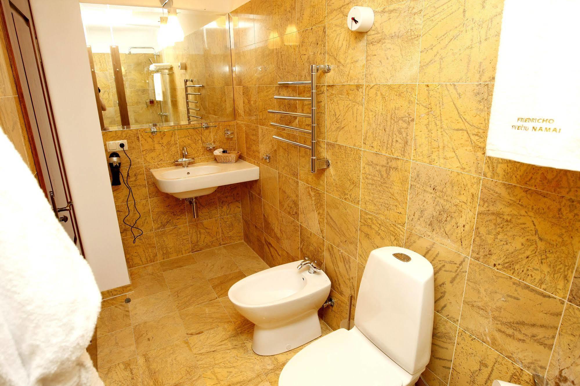 Friedricho Pasazas Hotel Klaipeda Bagian luar foto